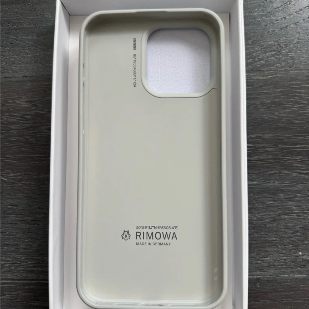 Rimowa Iphone Case Aluminum For IPhone 14/15 Pro Max - Picture 3 of 8